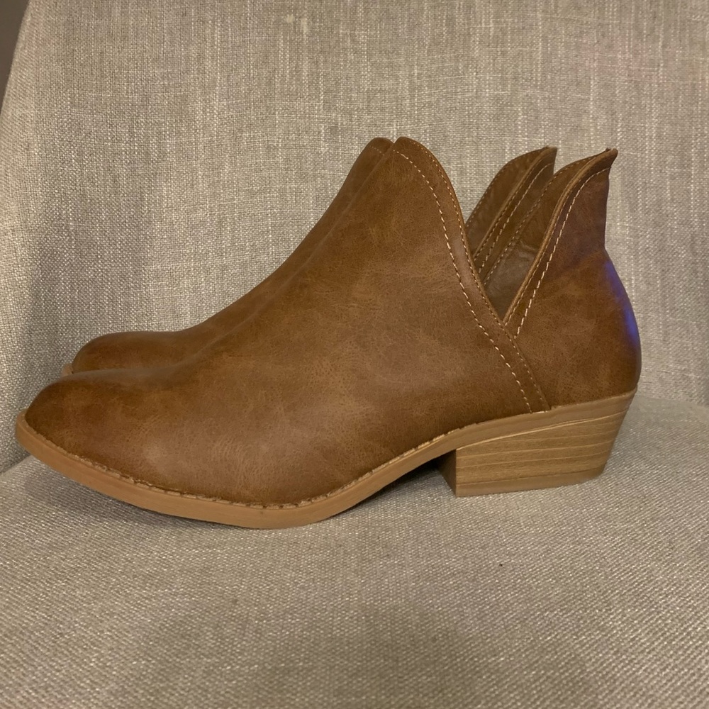 Universal Thread Booties